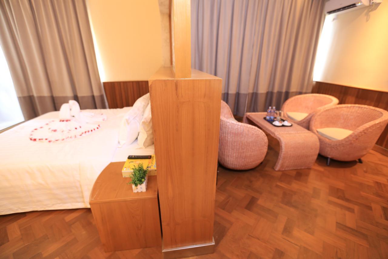 Unity Hotel Mandalay Eksteriør billede